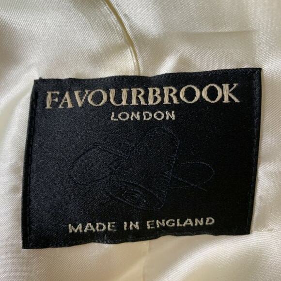 FAVOURBROOK Size 38 Beige Embroidery Linen Buttoned Vest - Picture 4 of 5